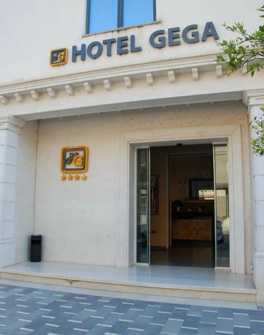 Hotel Gega Berati 4*,